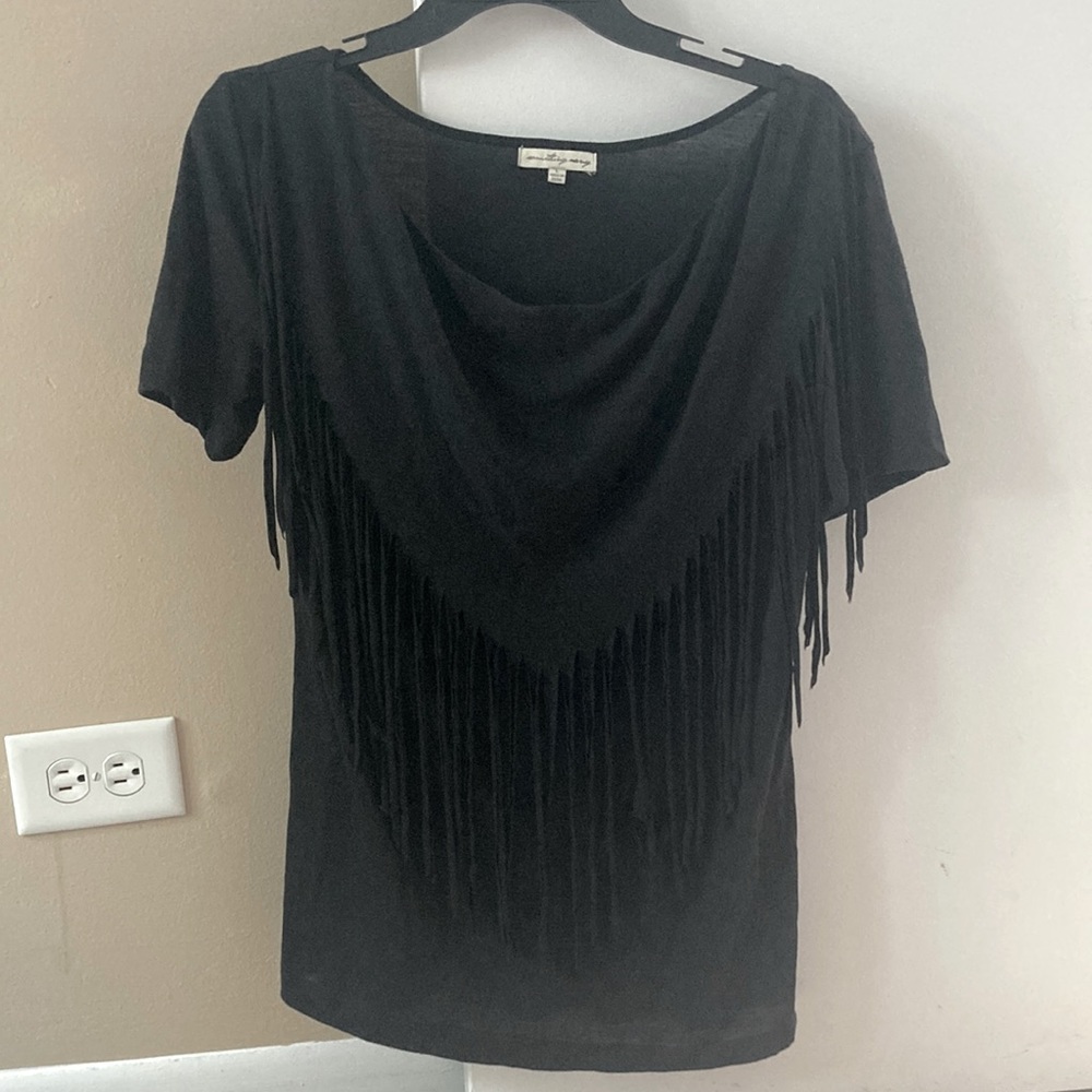Fringe tee